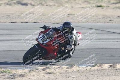 media/Jan-18-2026-CVMA (Sun) [[519f600f45]]/Race 16-Formula Middleweight/